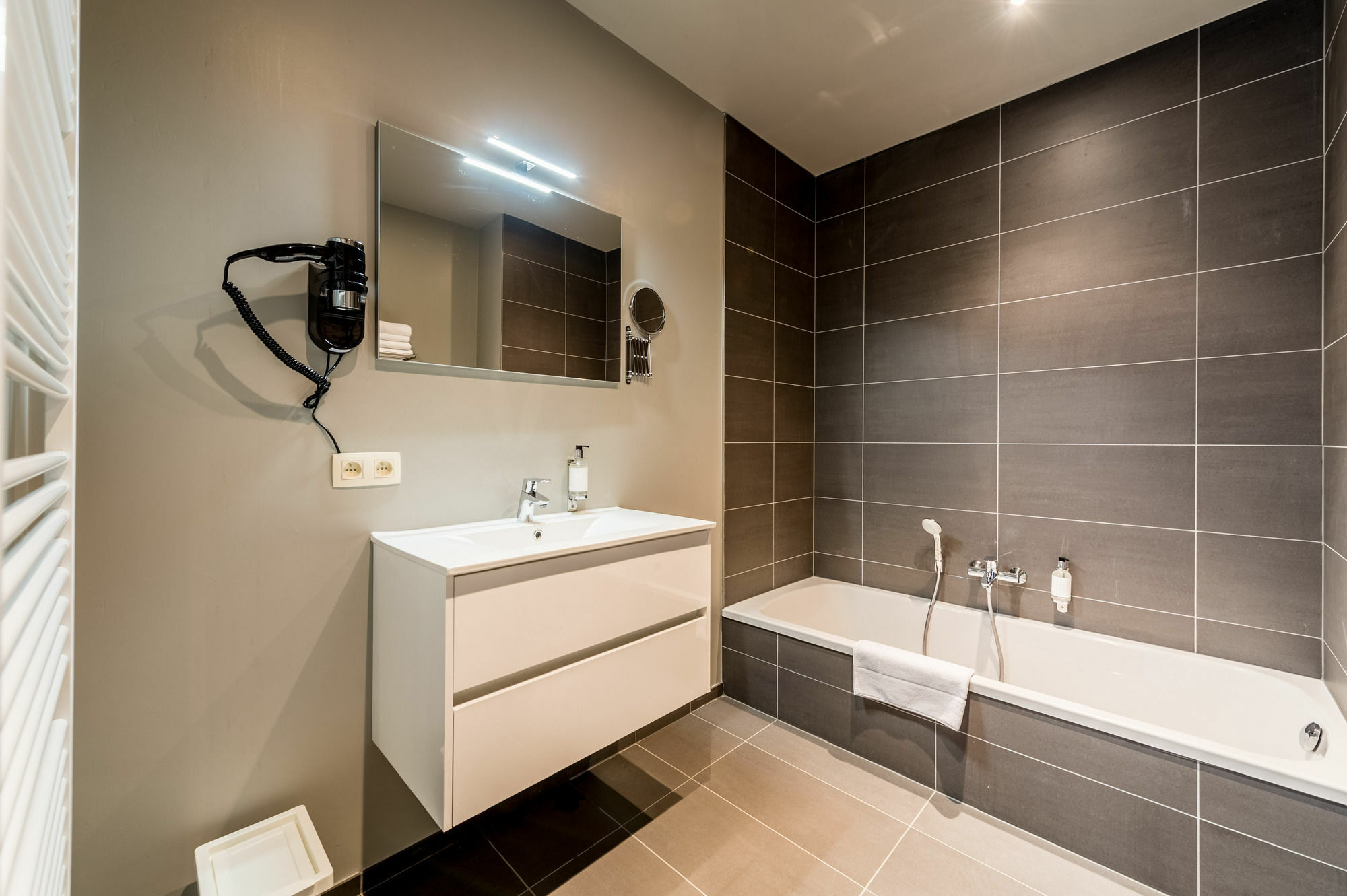Smartflats - Berlaymont Apartment Brussels Ngoại thất bức ảnh