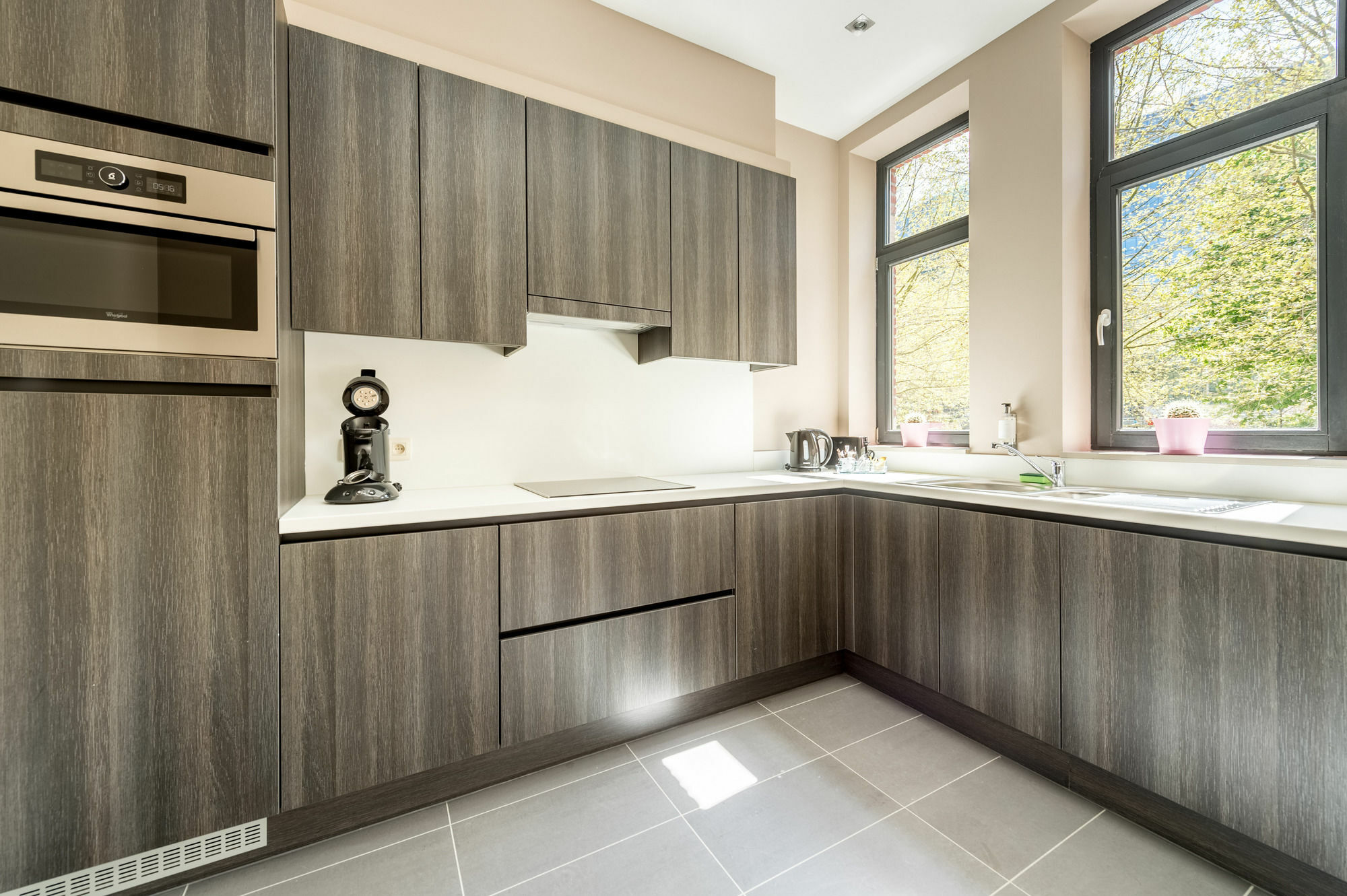 Smartflats - Berlaymont Apartment Brussels Ngoại thất bức ảnh